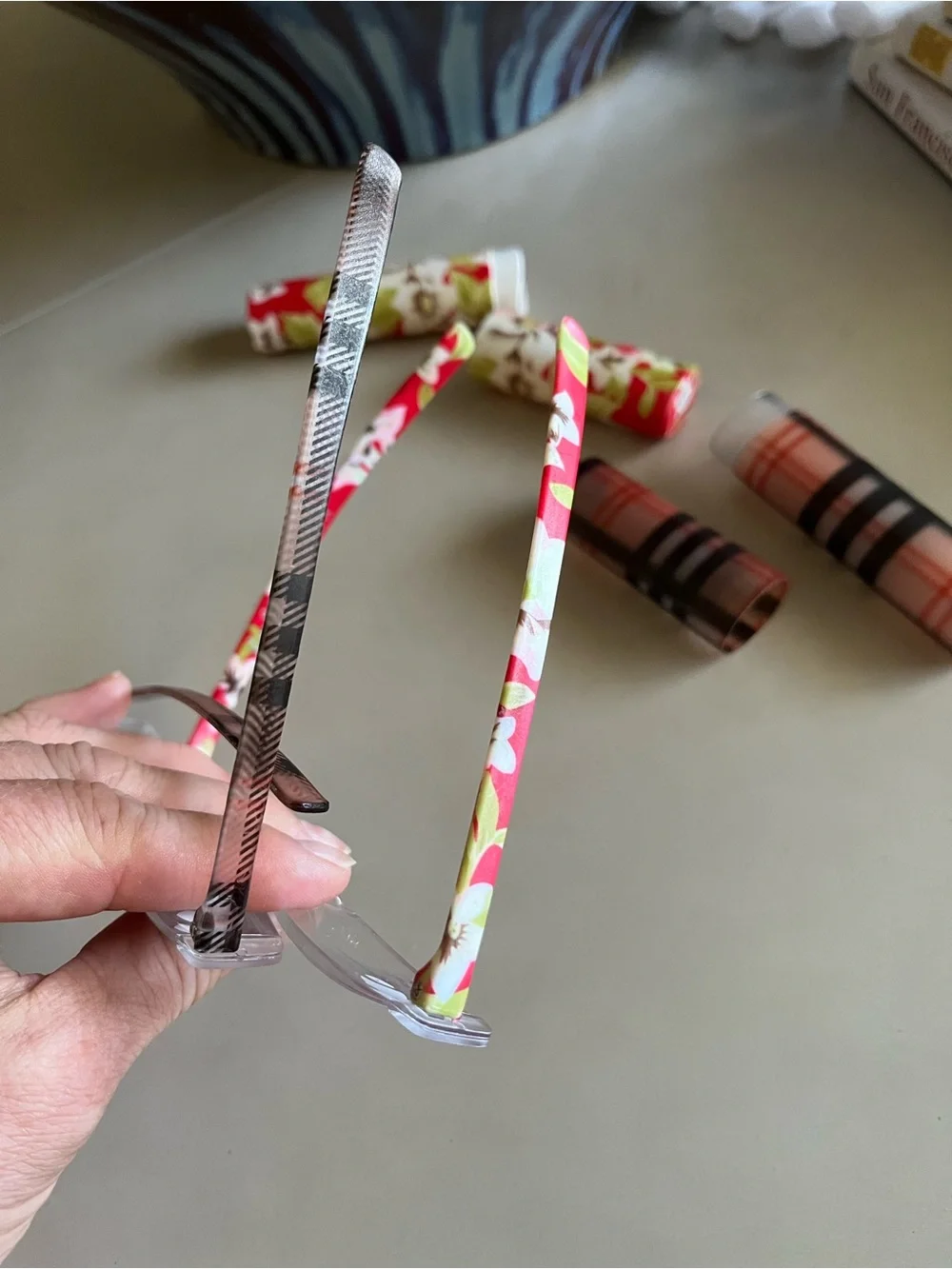 Clear Frame Reading Glasses with Floral Temples - Pink Accent